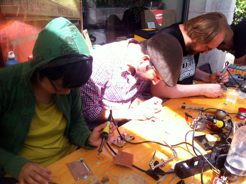 File:8-bit Mixtape workshop Dymaxion 08.jpg