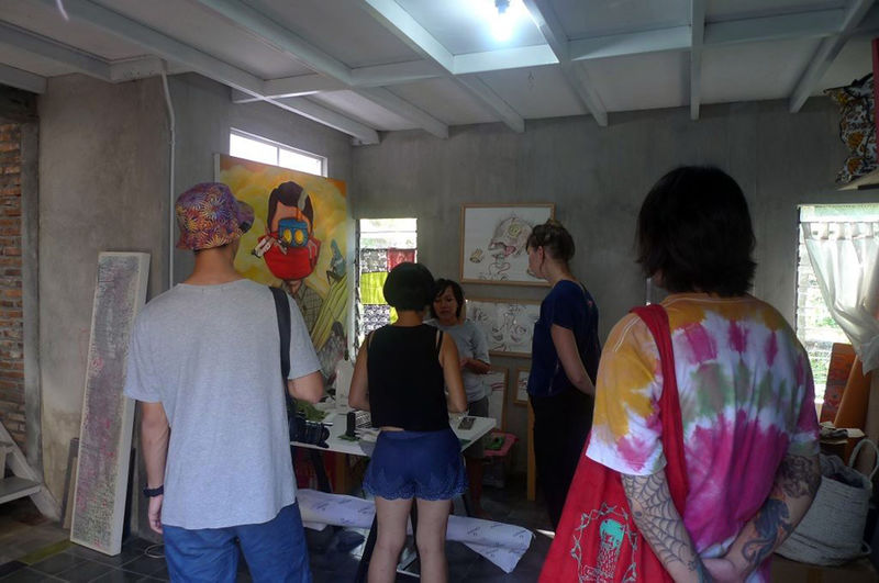 File:BCS on tour Yogyakarta - Studio Visit Restu Ratnaningtyas.jpg