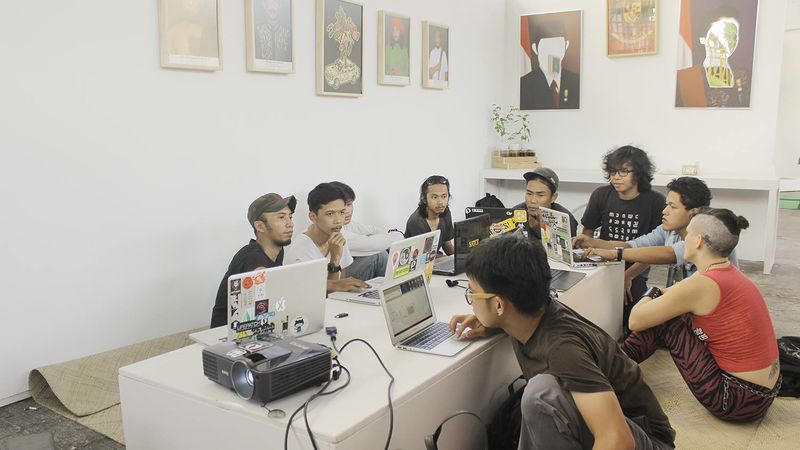 File:Biennale Jogja - Lifepatch - SKS - pdpdan workshop 07.jpg