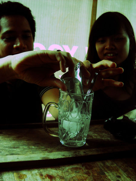 File:Wine kopi senja 06.jpg