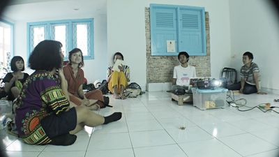 Presentasi Aki Iwaya 08.jpg