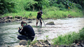 Wawies dan Juli melakukan pendokumentasian sungai Code.png