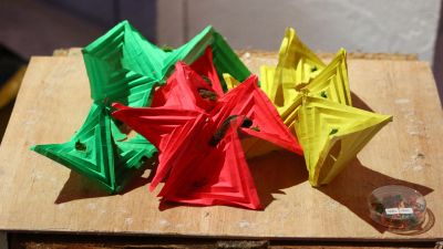 UNRAVEL- TEST TRAIL NO. 1 Abstract Paper sculpture with Living Snails Oleh Meagan Streader and Cindy Lin.jpg