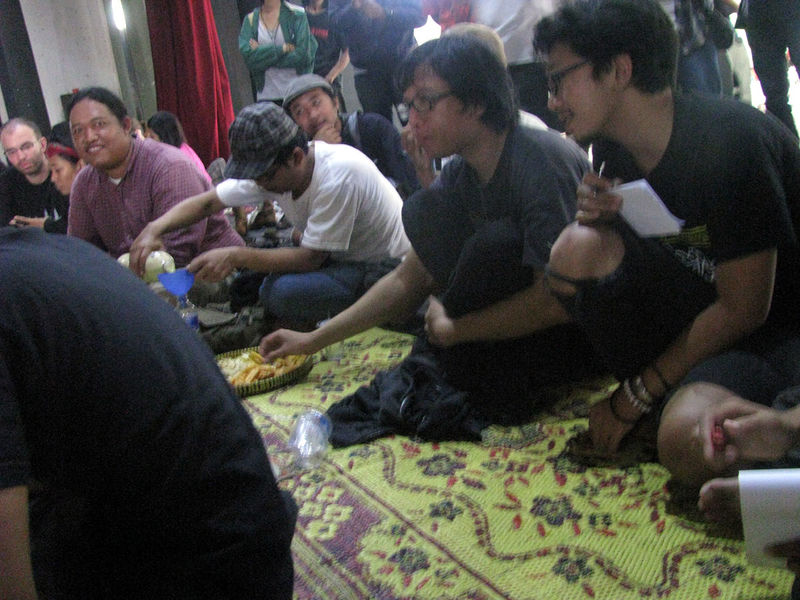 File:Workshop Wine Jogja Eklektik16.JPG