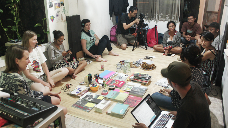 File:Key Scenezzzzzzine oleh Sherry Hong dan Annisa R. Rahmasari 06.png