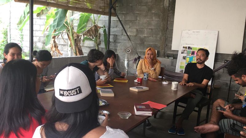 File:Arisan Tenggara - Kunjungan ke KUNCI.jpeg