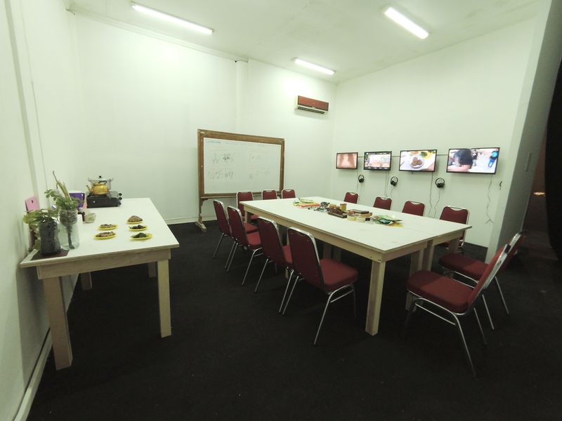 File:Pekan Seni Media 2017-Ruangan Laboratorium Terbuka Lifepatch 001.jpg