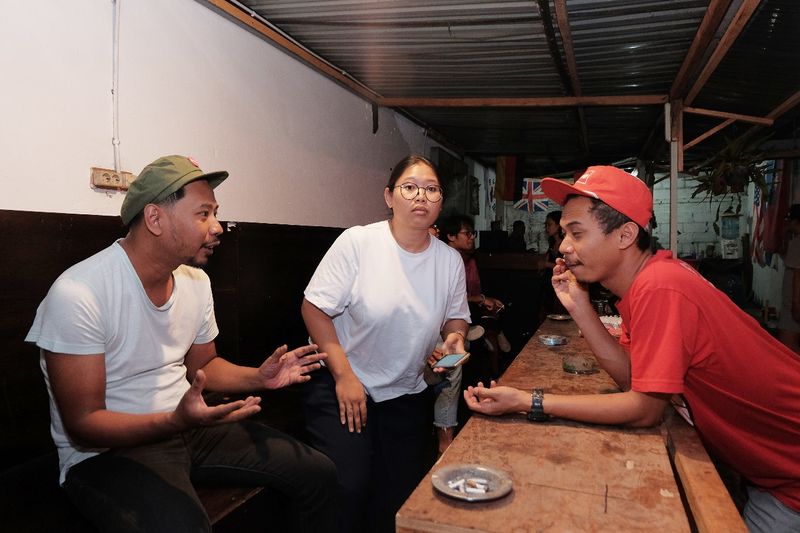 File:Arisan Tenggara - Pesta Penyambutan di MES 56 12.jpeg