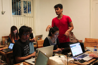 Workshop Augmented Reality (AR) oleh Yoze Rizki-3.png