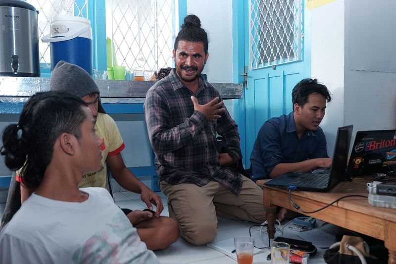 File:Arisan Tenggara - Sesi Berbagi Ideologi di Lifepatch14.jpeg