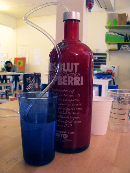 File:Lifepatch at l'observatoire 05 - DIY wine fermenter.jpg