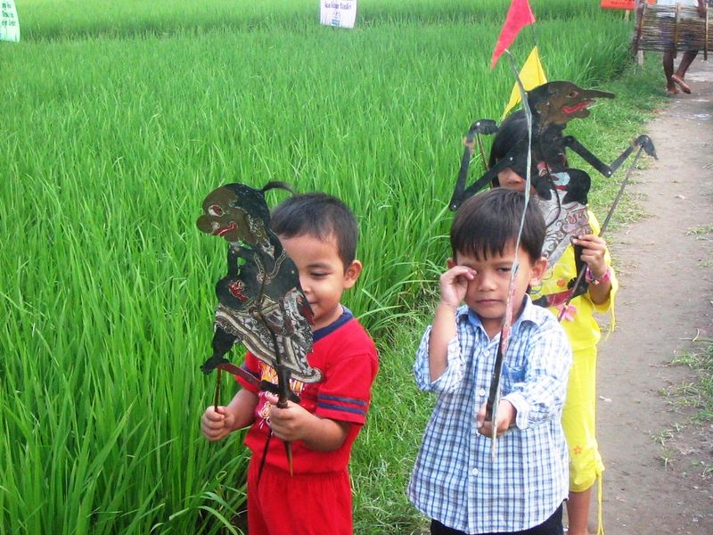 File:SALAM - Anak Kecil dan Wayang.jpg