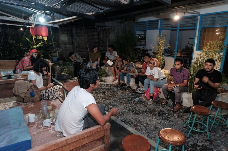 File:Arisan Tenggara - Kunjungan ke Lifepatch.jpeg