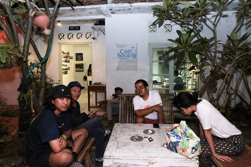 File:Arisan Tenggara - Pesta Penyambutan di MES 56 13.jpeg