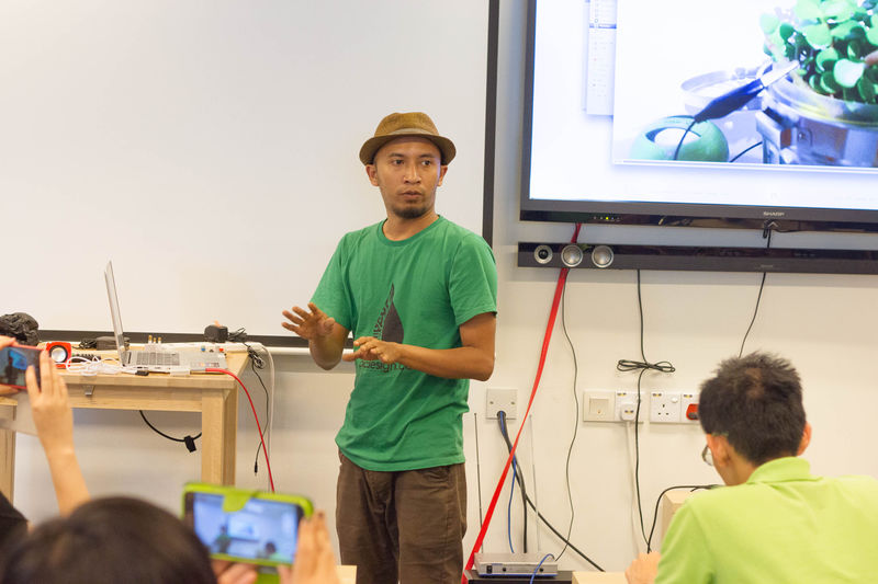 File:Squaresynth Workshop in Penang 03.jpg