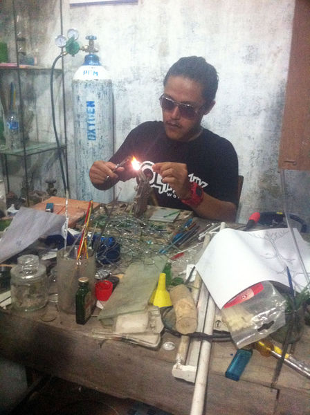 File:BCS on tour Yogyakarta - Studio Visit Otakatik 03.jpg